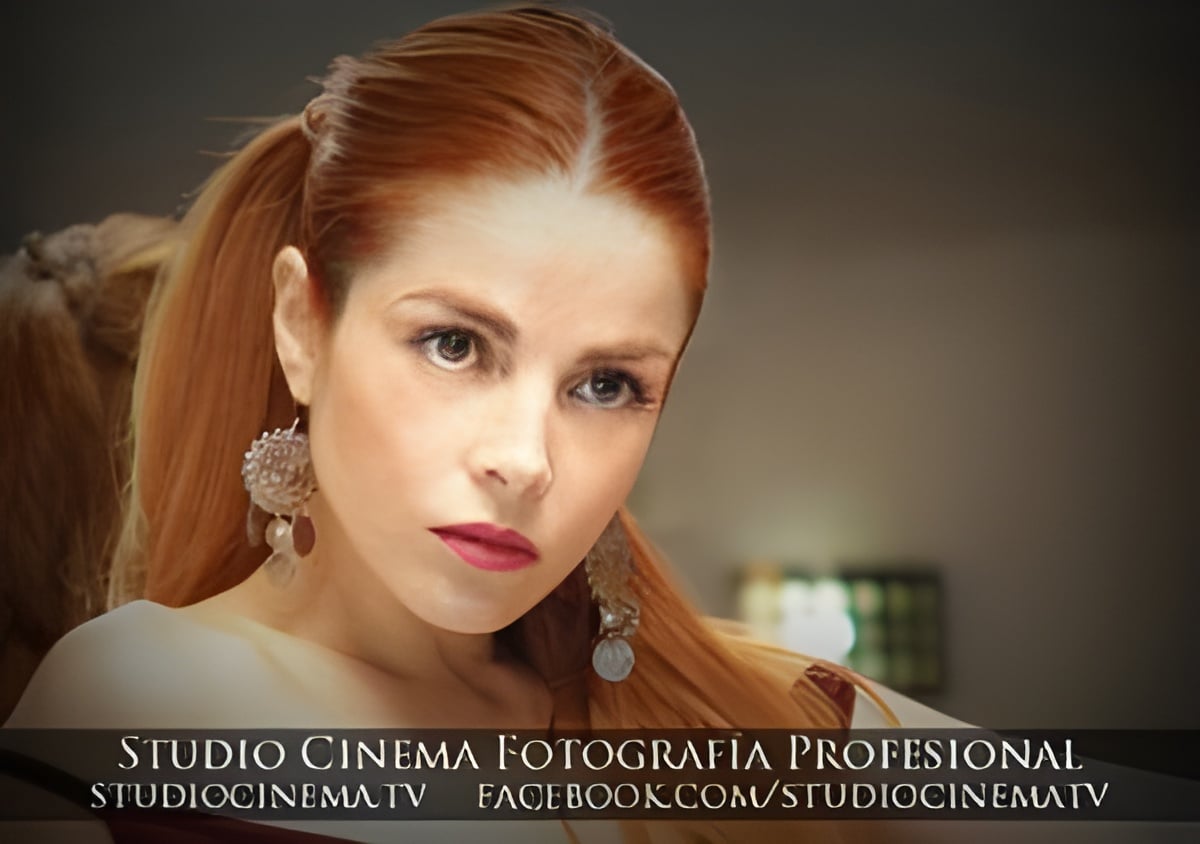 fotografia-profesional-en-ciudad-de-mexico-queretaro-studio-cinema-5557374490_foto-de-modas_7-300x211_(1)_upscaled
